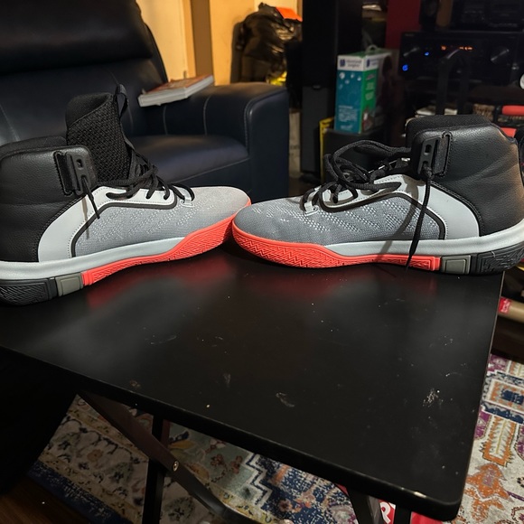 Mens Puma Legacy Disrupt - Picture 4 of 5